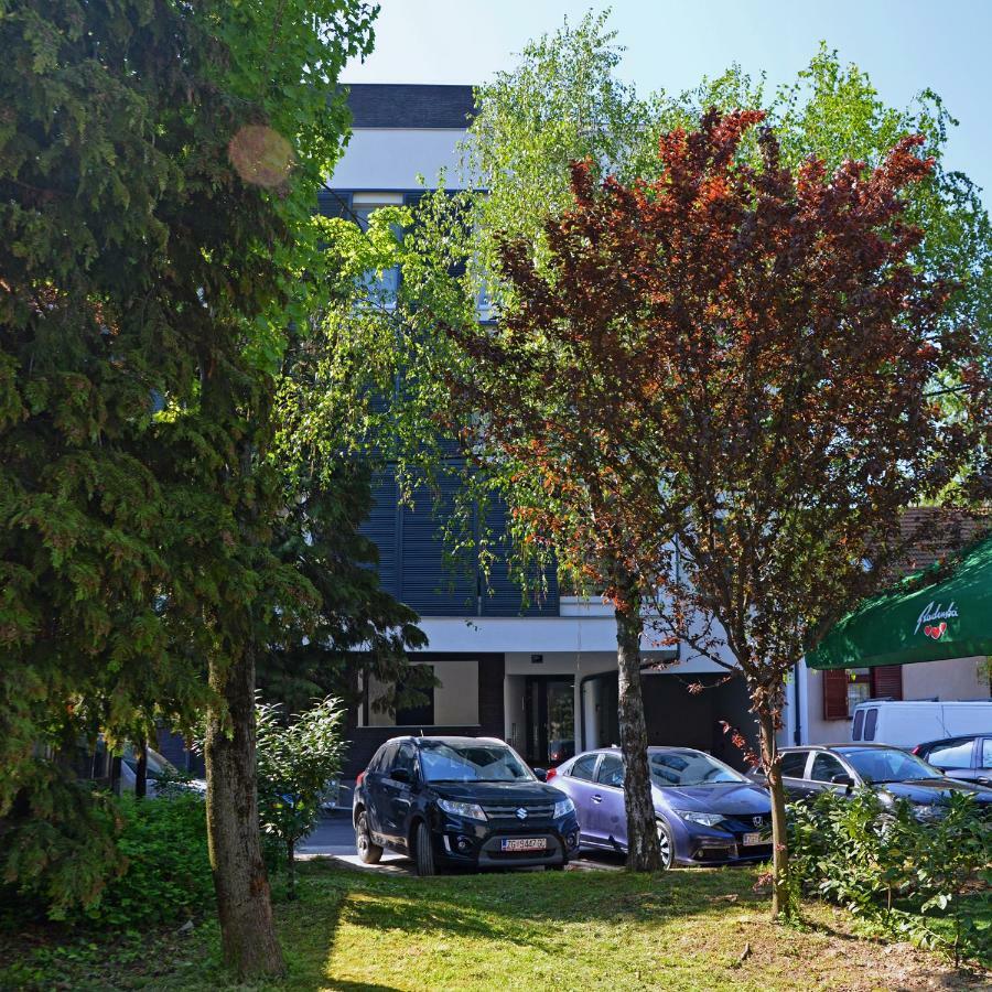 Aetherius Red Zagreb Exteriör bild
